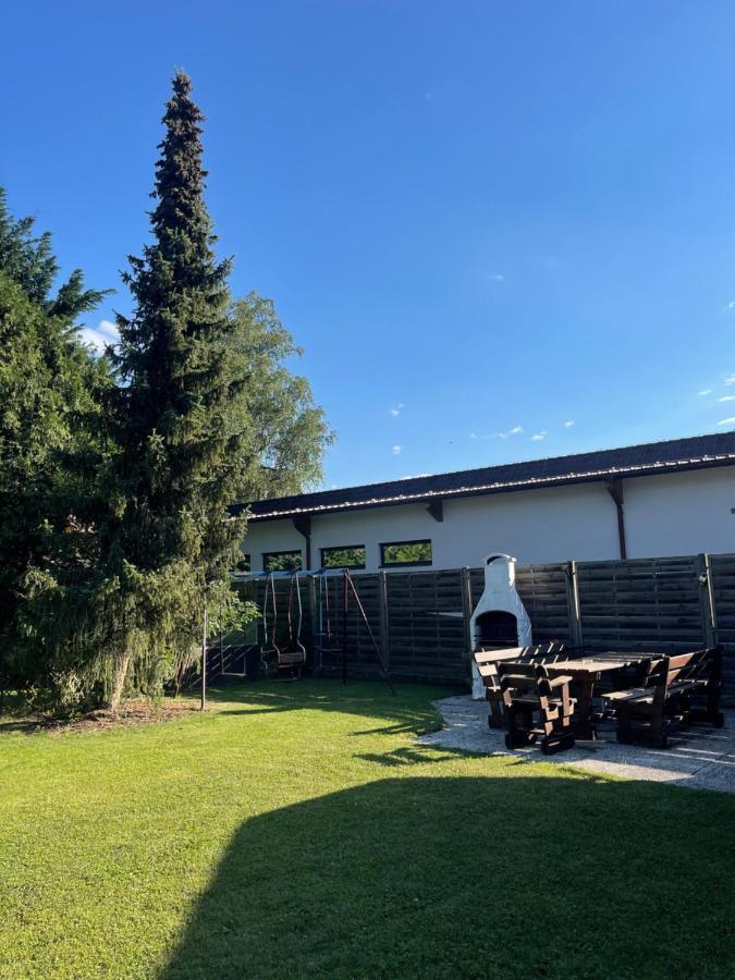 Haus Zum Glueck Apartment Reifnitz Exterior photo